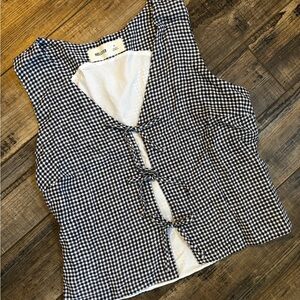 Hollister Easy Linen-Blend Tie-Front Vest